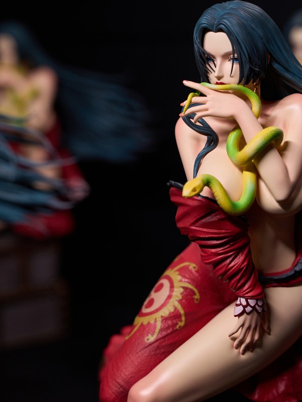 YaoMengMeng Studio One Piece Boa Hancock Hot Sexy 1/6 Statue